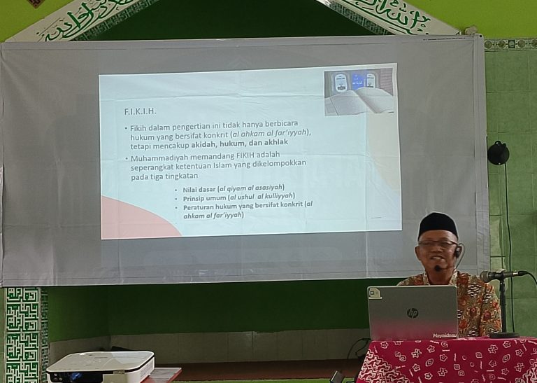 04-Pengajian Ahad Pagi 24Nov24-Ust Budi Setiawan ST-135b