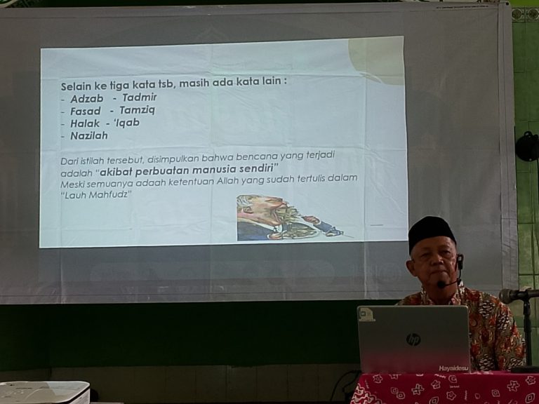 08-Pengajian Ahad Pagi 24Nov24-Ust Budi Setiawan ST-114