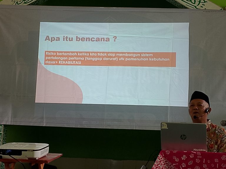 12-Pengajian Ahad Pagi 24Nov24-Ust Budi Setiawan ST-095