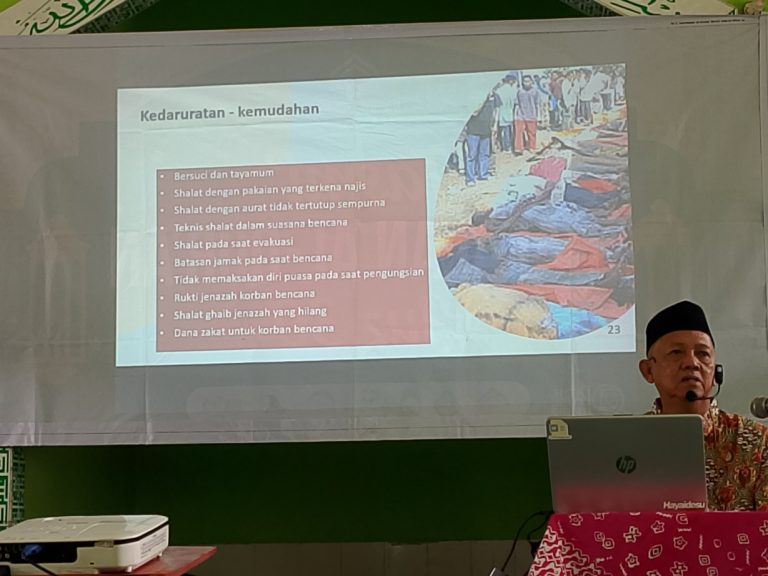 23-Pengajian Ahad Pagi 24Nov24-Ust Budi Setiawan ST-025